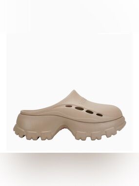 Hunter Women's Bryce Slip-on Closed Toe Casual Clogs chunky platform size 7